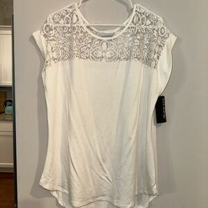 Pure Energy Brand Sleevless style shirt with lace top